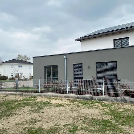 Murner See-lodge * Wackersdorf