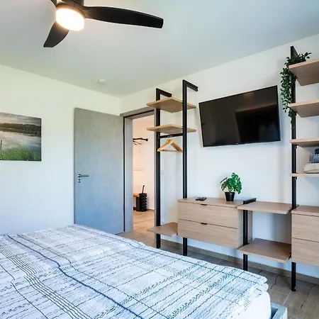 Murner See-lodge Appartement Wackersdorf